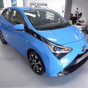 TOYOTA AYGO XPLAY 1.0 72 CV – 2020 – 80.000 km – 9.490 EUR
